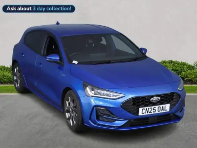 Used Ford Focus ST-Line 2025 Blue Hatchback