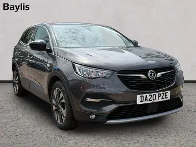 Używany Vauxhall Grandland X SRi 130 KM (95 kW) 2020 Szary SUV