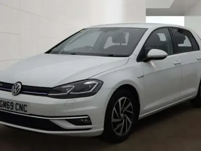 Used VW Golf VII Edition 130 HP (95 kW) 2020 White Hatchback