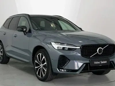 Used Volvo XC60 Plus 247 HP (181 kW) 2023 Grey SUV