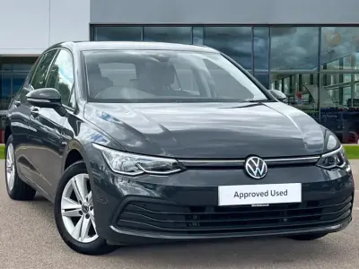 Used VW Golf VIII Life 130 HP (95 kW) 2024 Urano grey