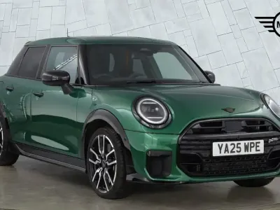 Used Mini Cooper Hatch 113 kW (154 HP) 2025 Green Hatchback