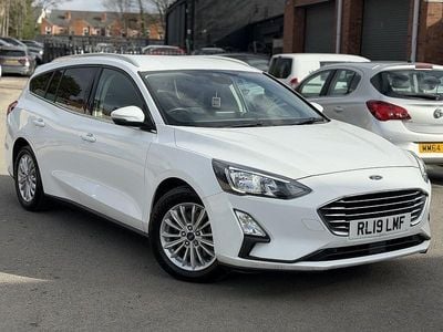 Used Ford Focus Titanium 125 HP (91 kW) 2019 White Estate