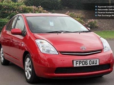 Bronze Used 2006 Toyota Prius Hatchback | £5,495 (Expensive)