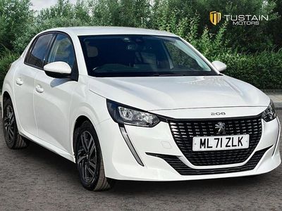 Used Peugeot 208 Allure 100 HP (73 kW) 2021 Bianca white Hatchback