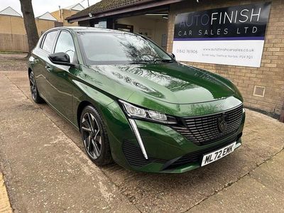 Używany Peugeot 308 Allure Premium 130 KM (95 kW) 2022 Zielony Hatchback