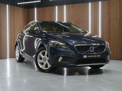 used Volvo V40 CC 1.6 D2 LUX 5d 113 BHP
