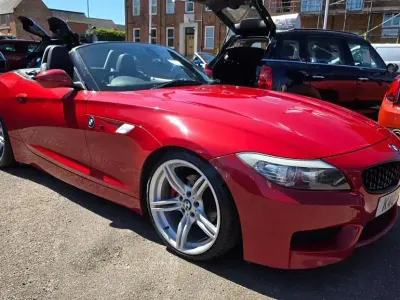 Begagnad BMW Z4 M Sport 2011 Röd Cab