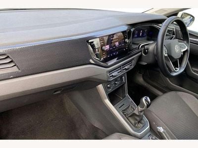 Used VW Polo Life 95 HP (69 kW) 2023 White Hatchback