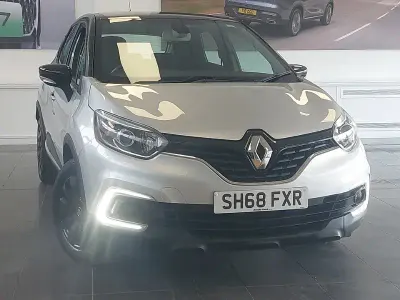 Used Renault Captur Play 90 HP (66 kW) 2018 Silver SUV