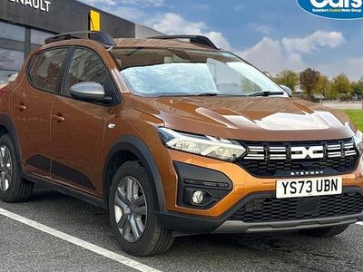 Used Dacia Sandero Expression 91 HP (66 kW) 2023 Orange SUV