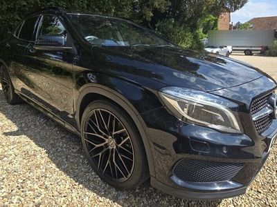 Mercedes GLA220