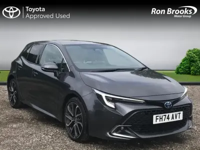 Used Toyota Corolla 140 HP (102 kW) 2025 Grey Hatchback