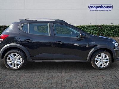 Begagnad Dacia Sandero Expression 100 HK (73 kW) 2023 Svart Halvkombi