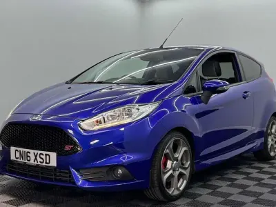 Usado Ford Fiesta ST 182 HP (133 kW) 2016 Azul Citadino