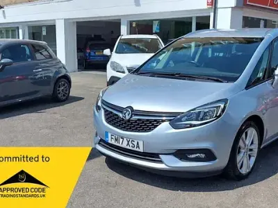 Used Vauxhall Zafira SRi 140 HP (102 kW) 2017 Silver MPV