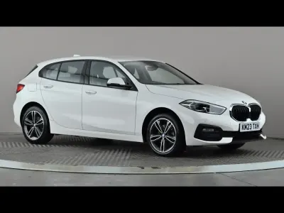 Used BMW 118 Sport Line 2023 White Hatchback