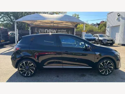 Used Renault Clio V Esprit Alpine 143 HP (105 kW) 2024 Black  Hatchback