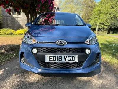 Begagnad Hyundai i10 Premium 87 HK (63 kW) 2018 Blå Halvkombi