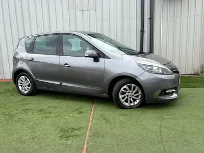 Used Renault Scénic Dynamique 110 HP (80 kW) 2014 Grey MPV