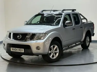 Usado Nissan Navara Tekna 2015 Prateado Pickup