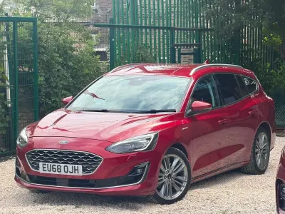 Used Ford Focus Vignale 150 HP (110 kW) 2019 Red Estate