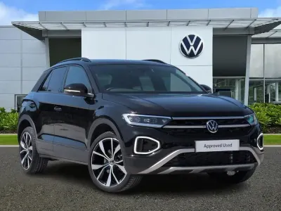 Used VW T-Roc Design 150 HP (110 kW) 2025 Black SUV