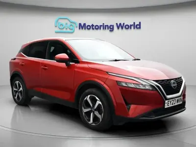 Used Nissan Qashqai N-Connecta 140 HP (102 kW) 2023 Red SUV