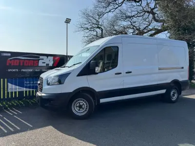 Usado Ford Transit 130 HP (95 kW) 2019 Branco Van