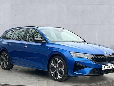 Used Skoda Octavia vRS 265 HP (194 kW) 2025 Blue Estate