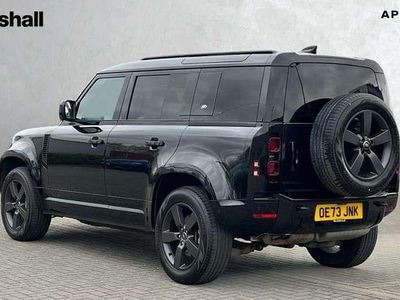 Usado Land Rover Defender HSE Dynamic 300 HP (220 kW) 2023 Preto SUV