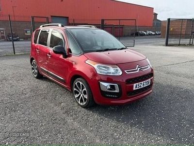 Used Citroën C3 Picasso Platinum 2017 Red MPV