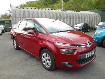 Używany Citroën C4 Picasso VTR Sport 90 KM (66 kW) 2015 Czerwony Minivan