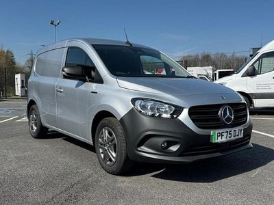 Begagnad Mercedes eCitan 89 kW (122 HK) 2025 Silver Van