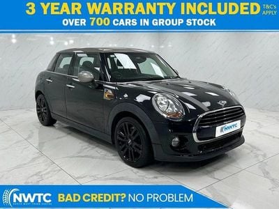 Used Mini Cooper Hatch 136 HP (100 kW) 2017 Black Hatchback