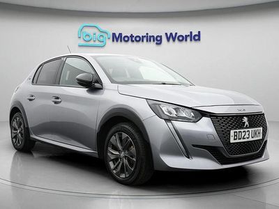 Used Peugeot e-208 Allure+ 100 kW (136 HP) 2023 Grey Hatchback