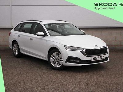 Moon white metallic Used 2022 Skoda Octavia SE Technology Estate | £17,590 (Fair price)