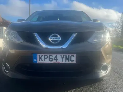 Used Nissan Qashqai Acenta Premium 115 HP (84 kW) 2014 Beige SUV