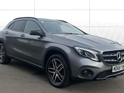 Usado Mercedes GLA180 Urban 122 HP (89 kW) 2020 SUV