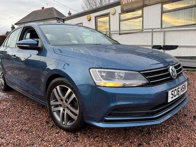 Blue Used 2016 VW Jetta SE Sedan | £7,995 (Fair price)