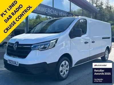 Usado Renault Trafic 130 HP (95 kW) 2023 Branco