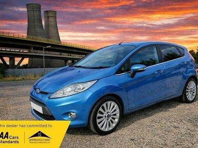 Używany Ford Fiesta Titanium 2009 Niebieski Hatchback
