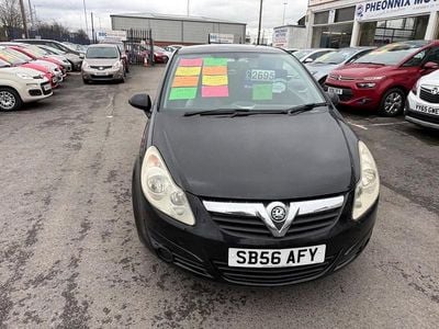 Second-hand Vauxhall Corsa Club 90 CP (66 kW) 2007 Negru Hatchback