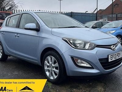 Used Hyundai i20 Active 85 HP (62 kW) 2013 Blue Hatchback