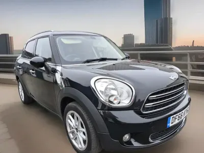Used Mini Cooper D Business 2016 Black Hatchback