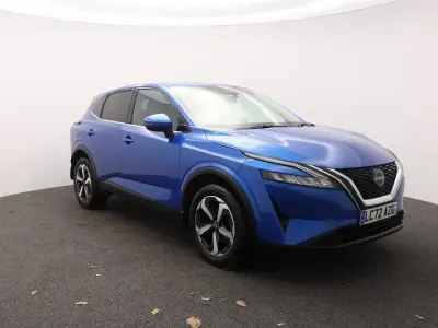 Używany Nissan Qashqai N-Connecta 140 KM (102 kW) 2022 Niebieski SUV