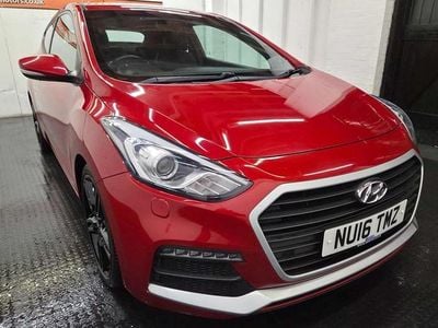 Used Hyundai i30 Turbo 2016 Red Hatchback