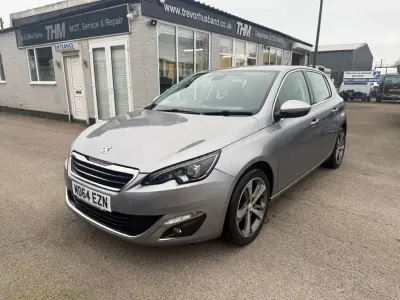 Second-hand Peugeot 308 Allure 130 CP (95 kW) 2015 Gri Hatchback