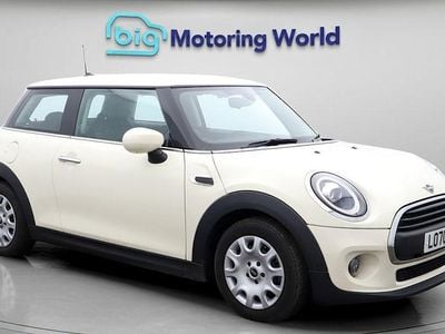 White Used 2021 Mini ONE Classic Hatchback | £13,900 (Good price)