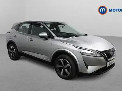 Used Nissan Qashqai Acenta Premium 190 HP (139 kW) 2023 Silver SUV